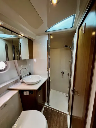 " Cuz I Can " Yacht Photos Pics 