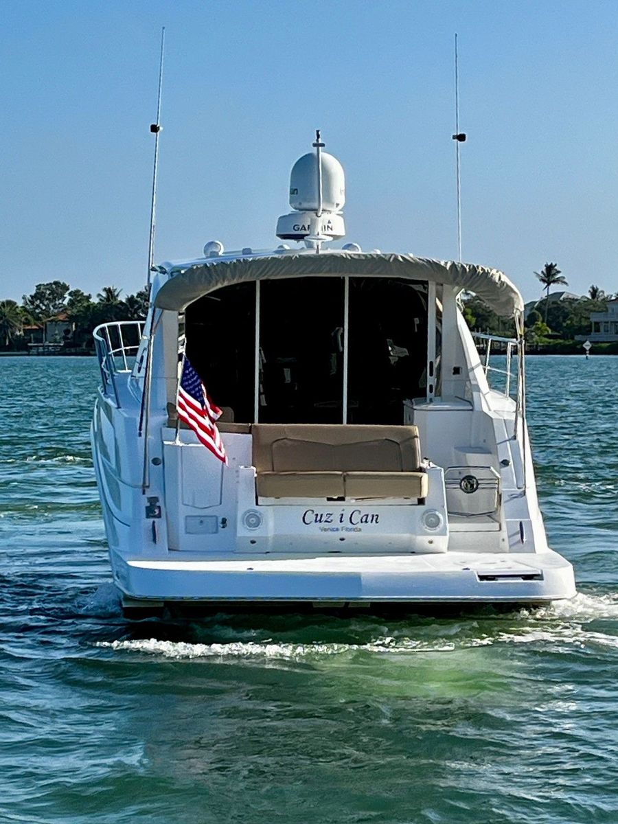 2015 Cruisers Yachts 42 