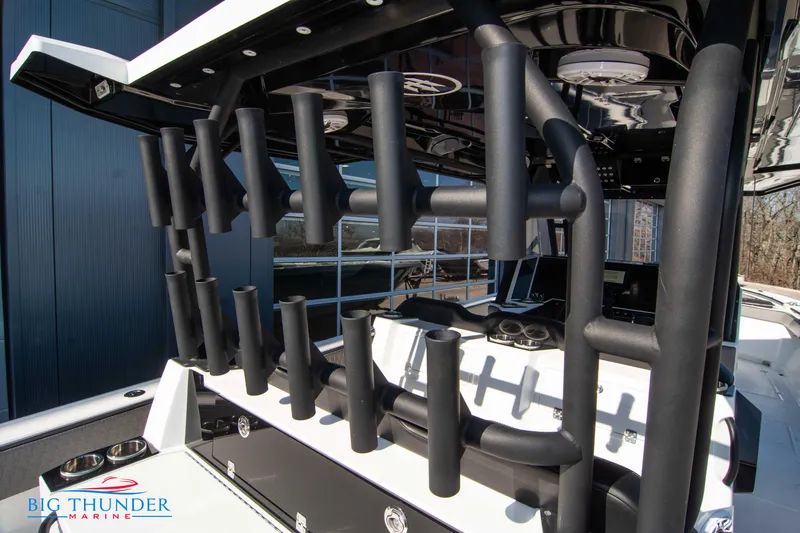  Yacht Photos Pics 2023 Hayaari Marine H44Z boat with rod holders and Big Thunder Marine logo.