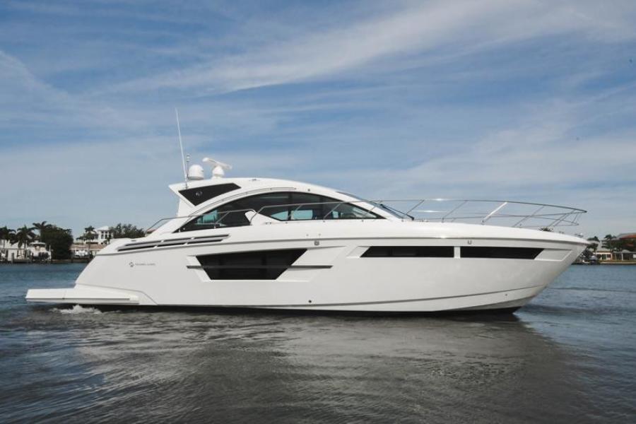 2017 Cruisers Yachts 54 Cantius Motor Yachts for sale - YachtWorld