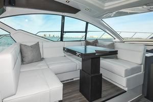 2017 Cruisers Yachts 54 Cantius