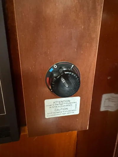  Yacht Photos Pics Control knob on 2004 Beneteau 50 yacht interior panel.