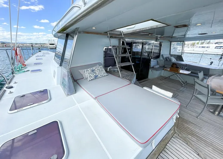  Yacht Photos Pics Sunreef 60R