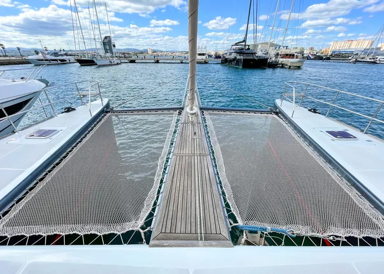  Yacht Photos Pics Sunreef 60R