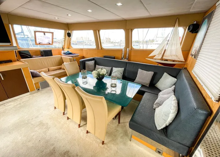  Yacht Photos Pics Sunreef 60R