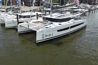 Fountaine Pajot Aura 51