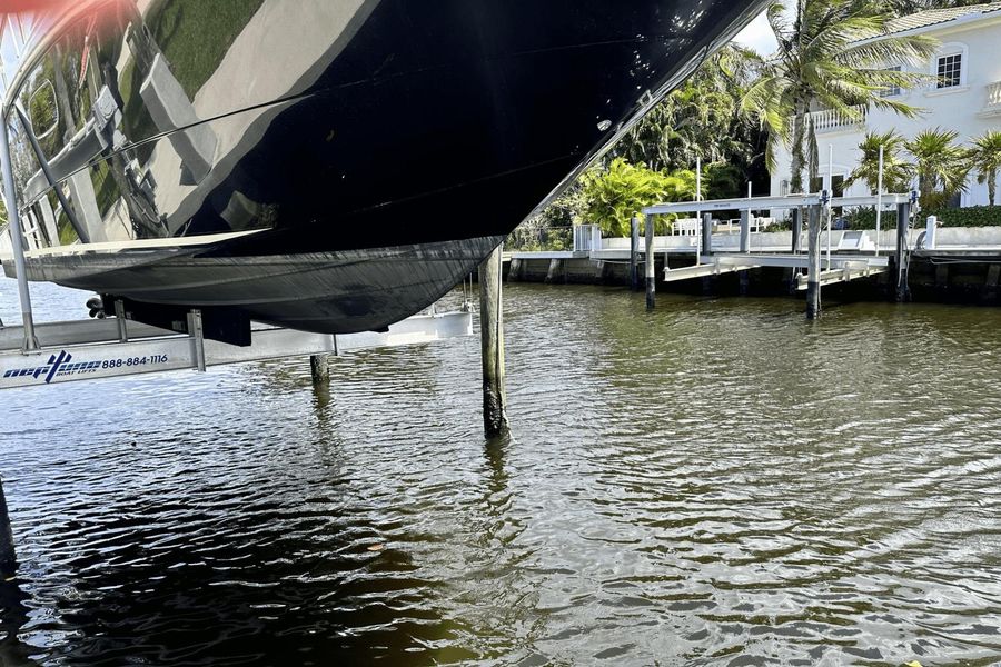 2012 Sea Ray 350 Sundancer