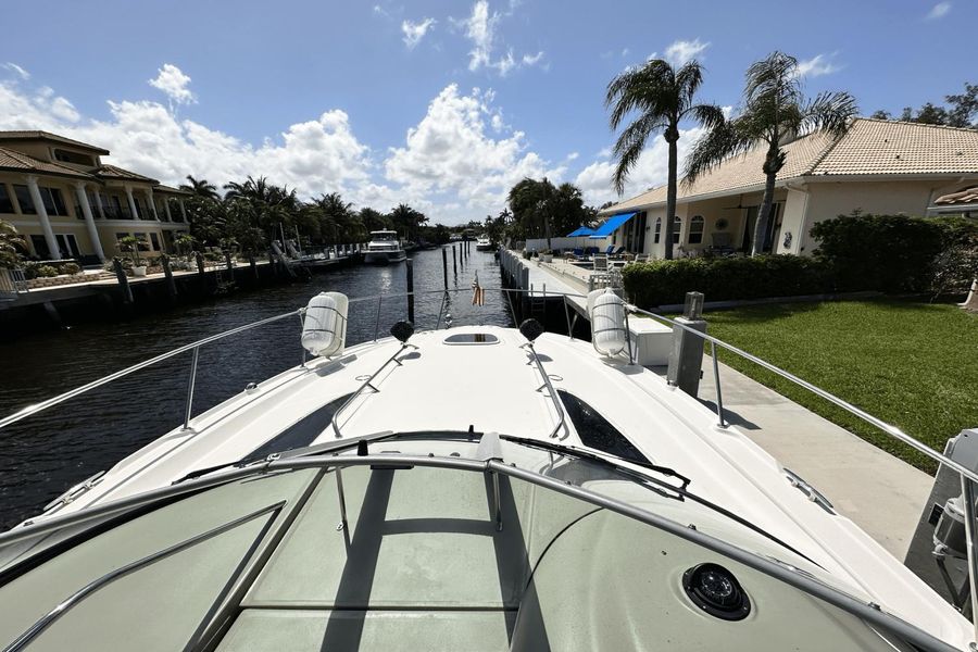 2012 Sea Ray 350 Sundancer