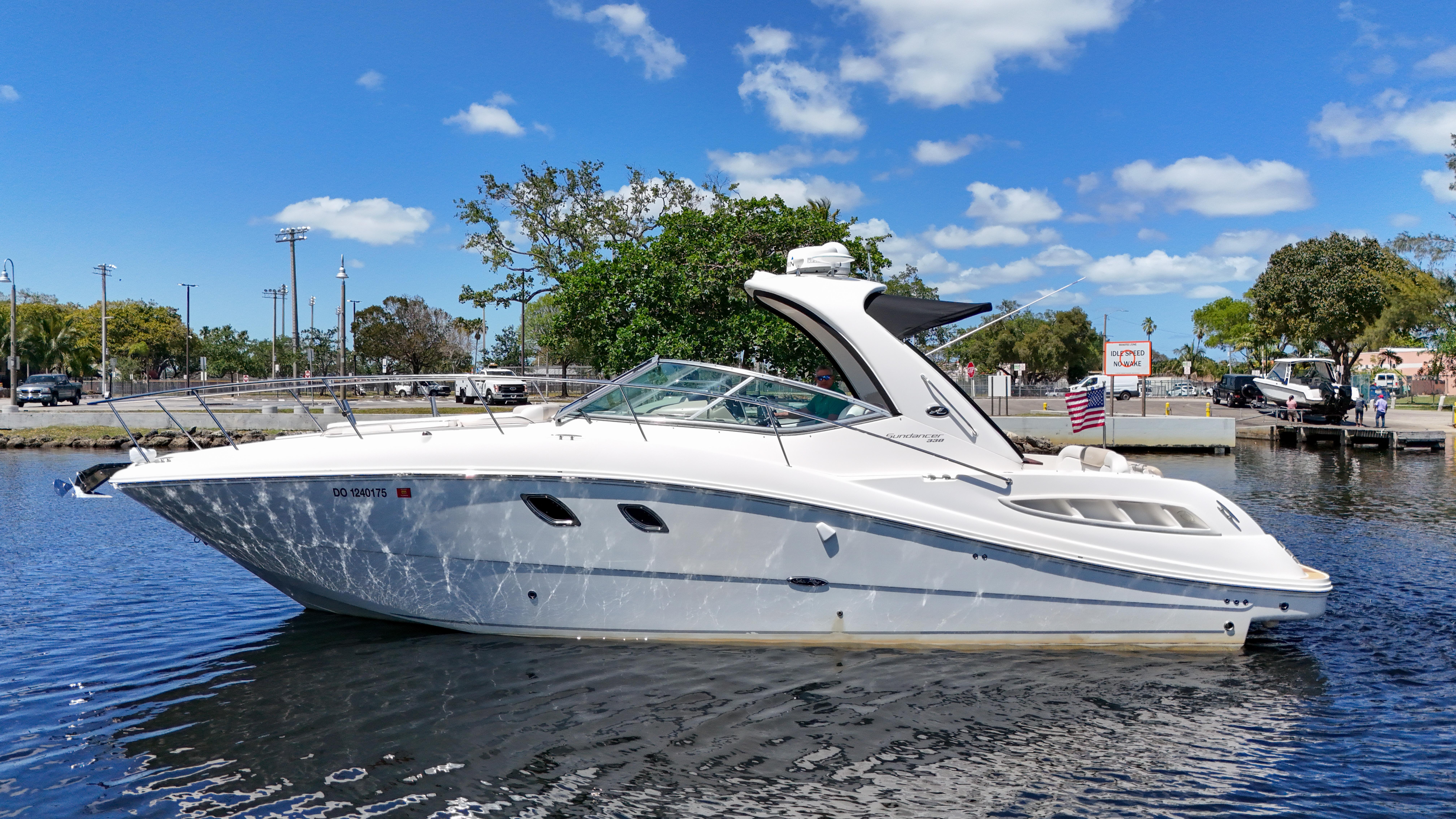 2012 Sea Ray 330 Sundancer Cruiser for sale - YachtWorld