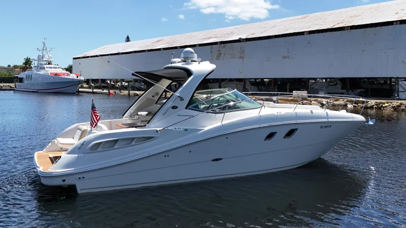 Sophia Yacht Photos Pics 