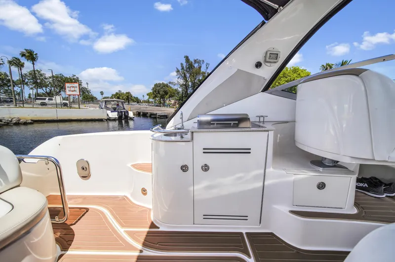 Sophia Yacht Photos Pics 