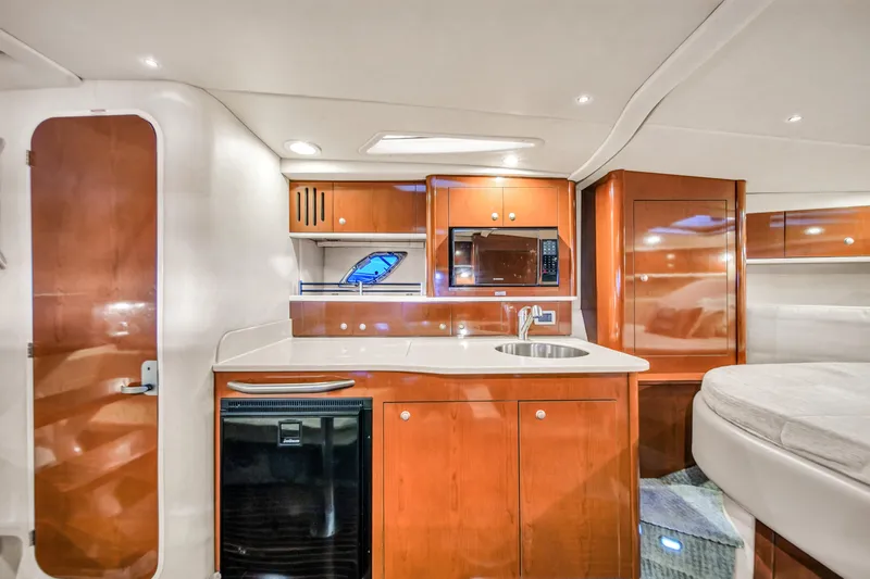 Sophia Yacht Photos Pics 