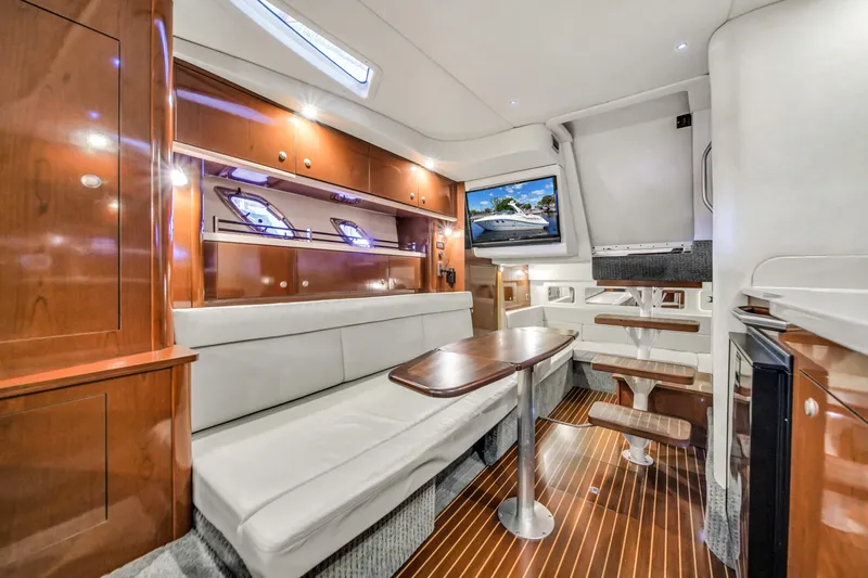 Sophia Yacht Photos Pics 