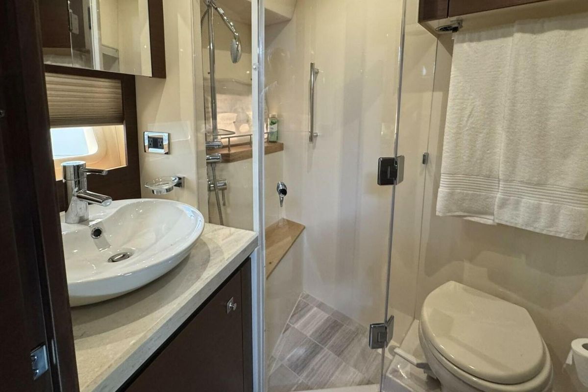 2016 Sea Ray 51 