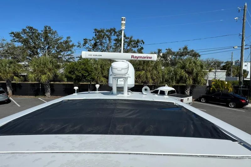 Bateau D&rsquo;amis Yacht Photos Pics 2016 Sea Ray 510 Fly 'Bateau d&rsquo;Amis' - Flybridge Helm Top