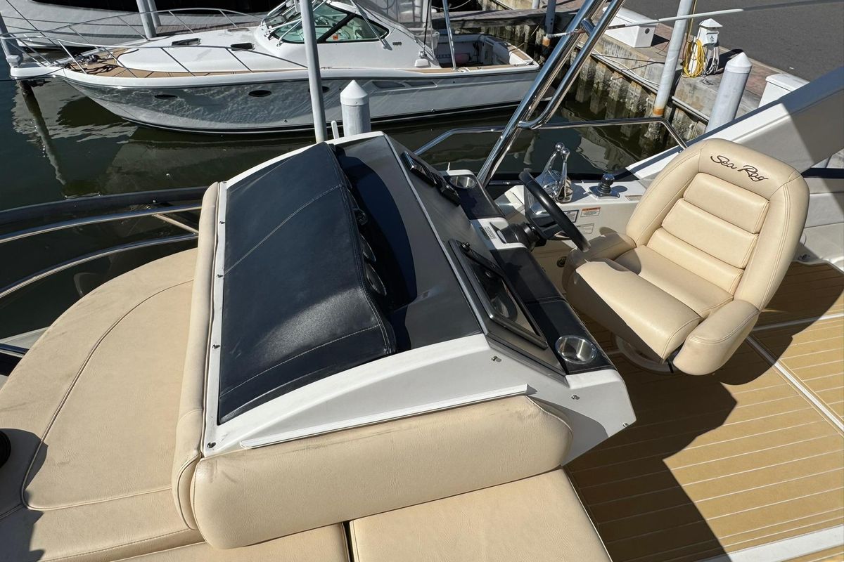 2016 Sea Ray 51 