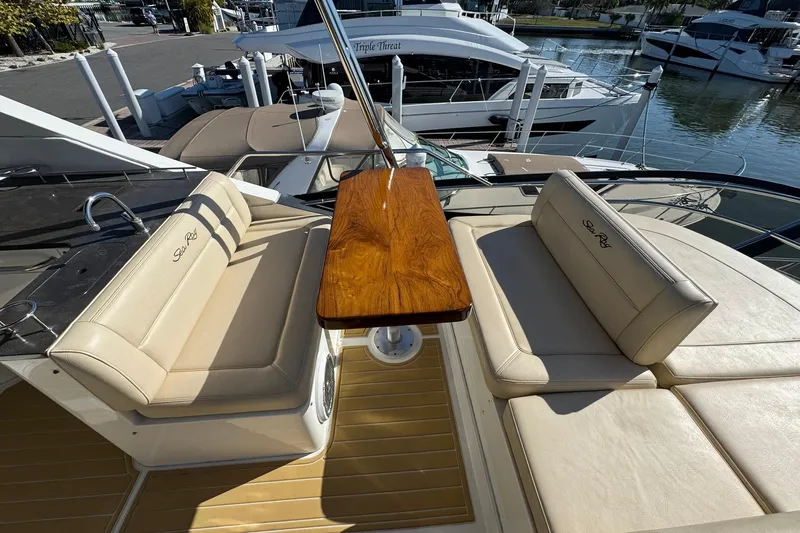 Bateau D&rsquo;amis Yacht Photos Pics 2016 Sea Ray 510 Fly 'Bateau d&rsquo;Amis' - Flybridge