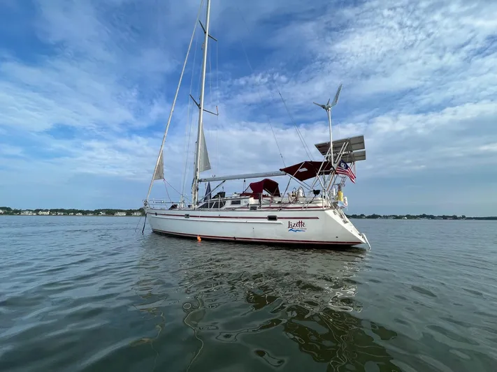 Lizette Yacht Photos Pics 