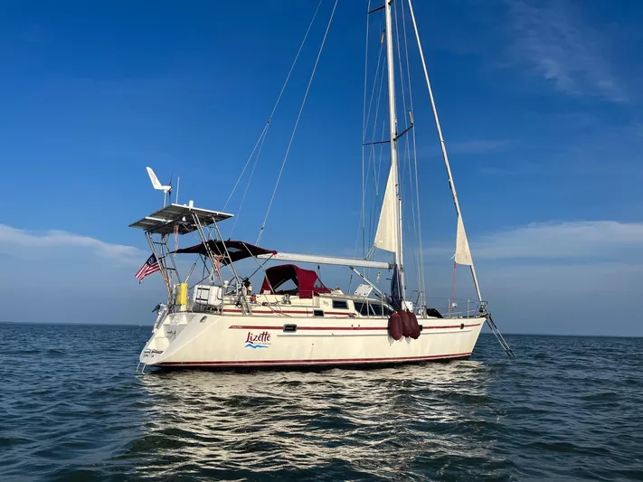 Lizette Yacht Photos Pics 