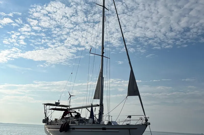 Lizette Yacht Photos Pics 