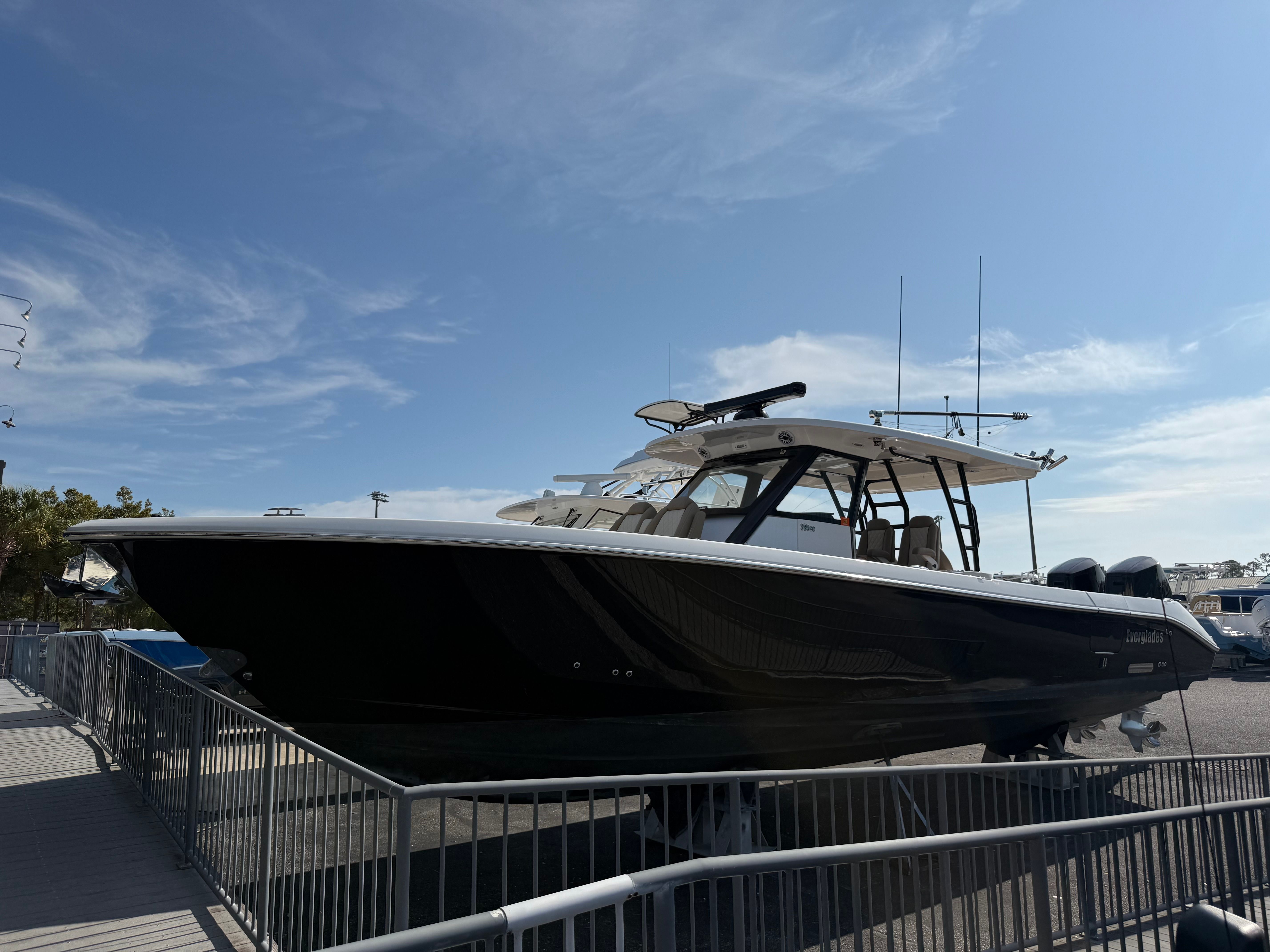 Everglades 395 Center Console