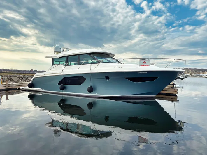 Out Of The Blue Yacht Photos Pics 