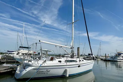 Catalina 350