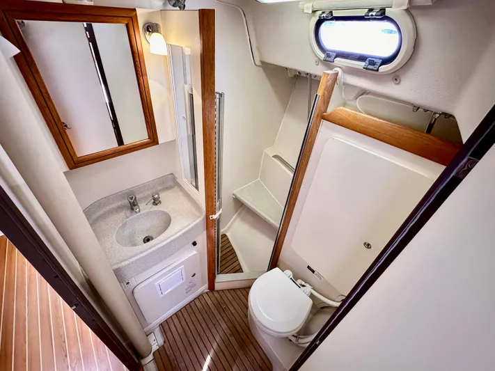 Lamms End Yacht Photos Pics 