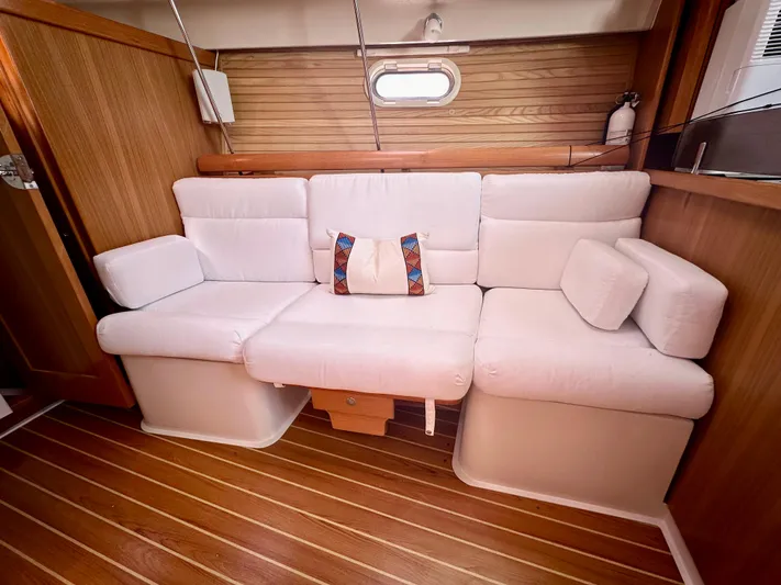 Lamms End Yacht Photos Pics 