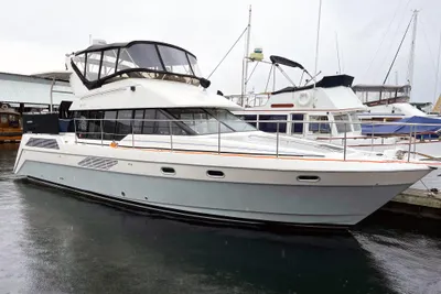 Bayliner 4387 Aft Cabin Motoryacht