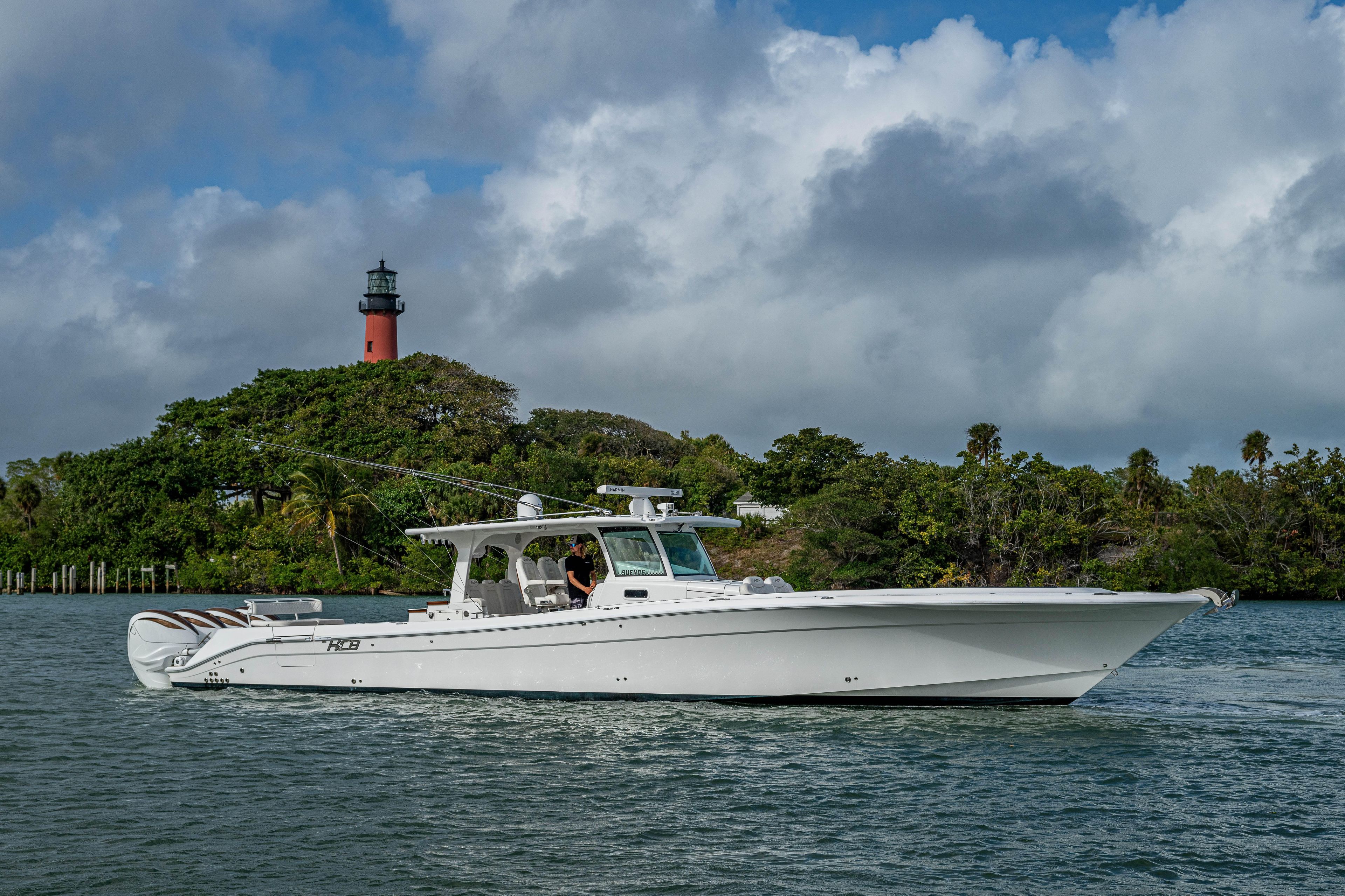 Yacht