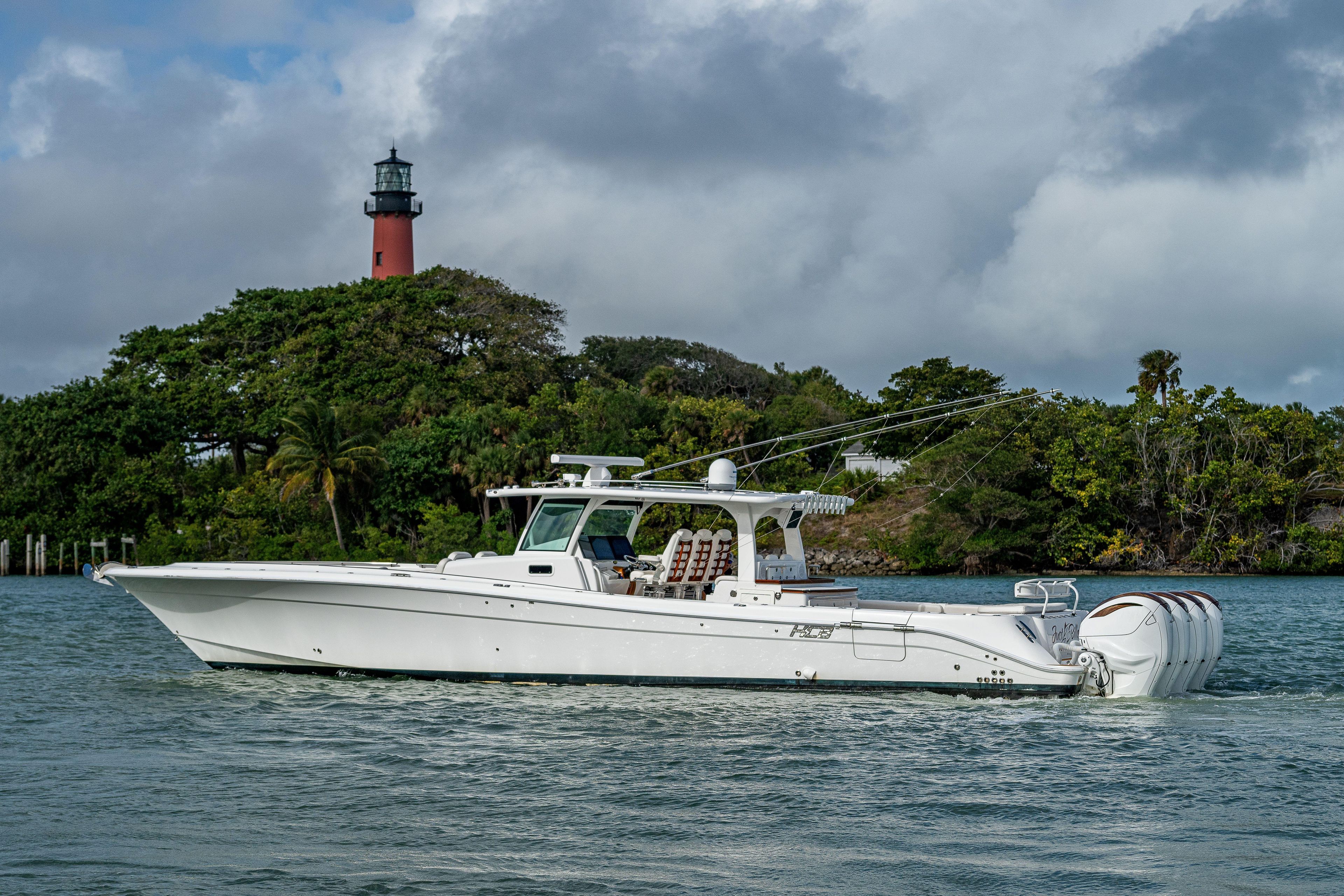 Yacht