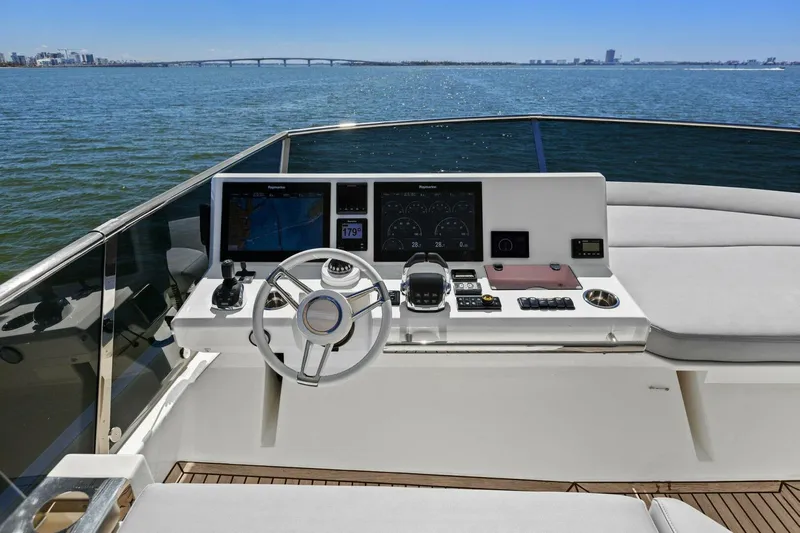 Radiant Yacht Photos Pics 