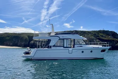 2021 Beneteau Swift Trawler 41 Fly