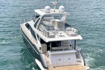 Azimut Fly 60