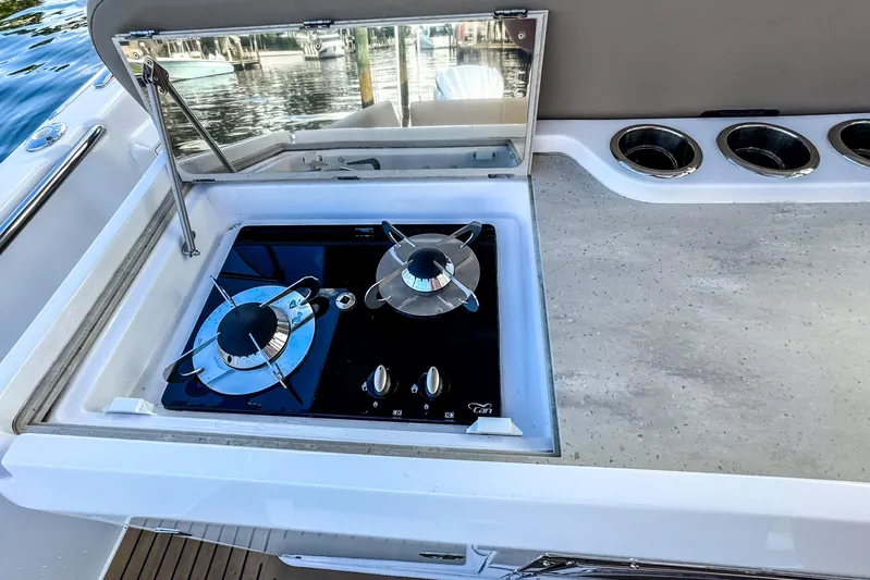  Yacht Photos Pics STERK 31 boat kitchen with gas stove, 2025 model.