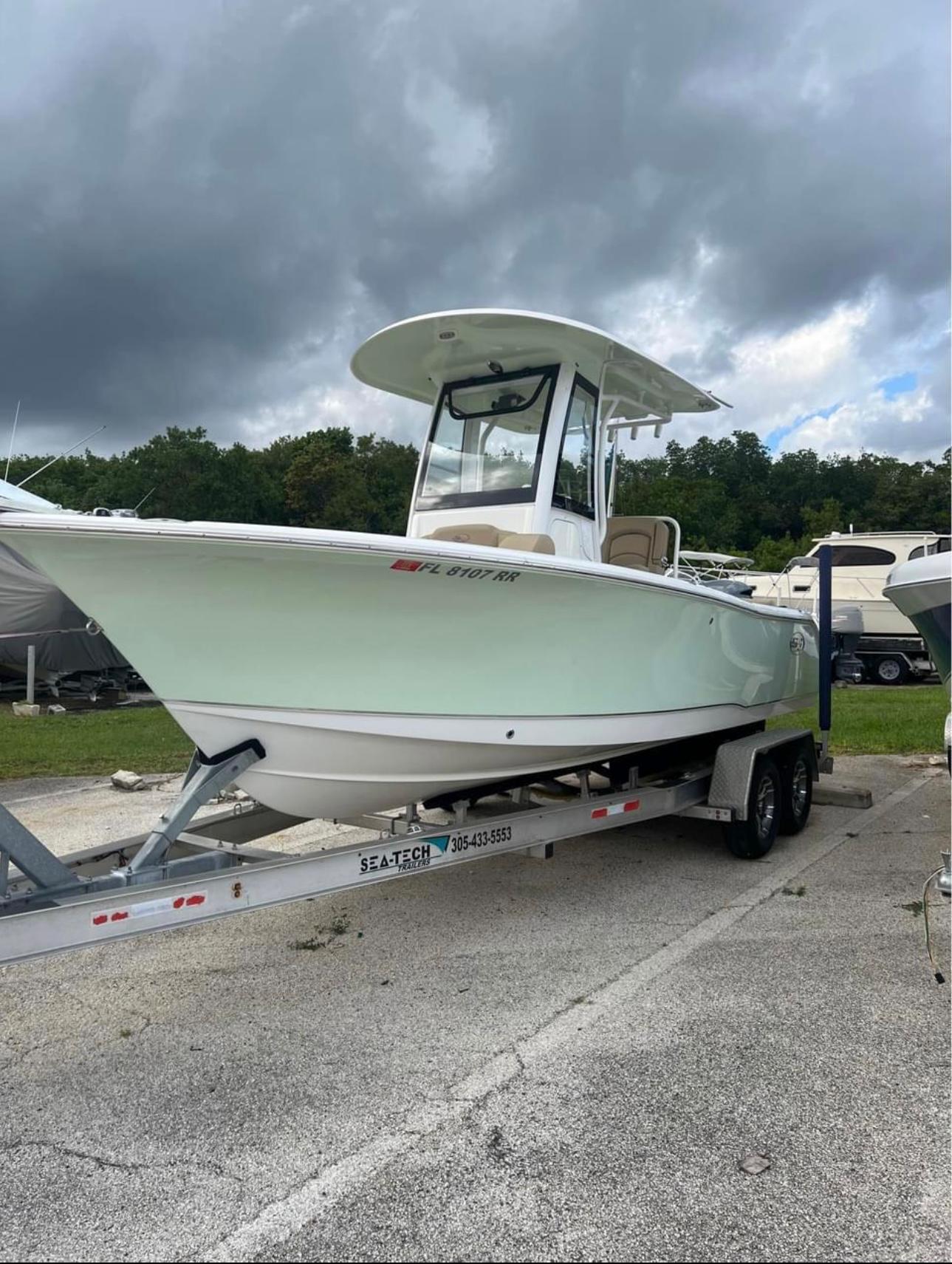 2018 Sea Hunt 235 Center Console for sale - YachtWorld