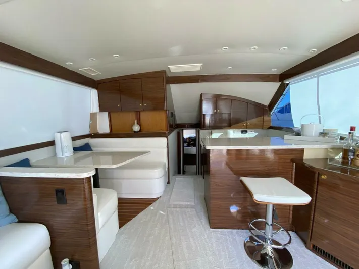 Knot Racing Yacht Photos Pics 