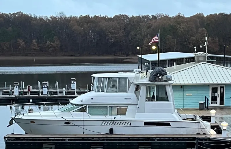 Bella Roo Yacht Photos Pics 1997 Carver 500 Cockpit Port Exterior