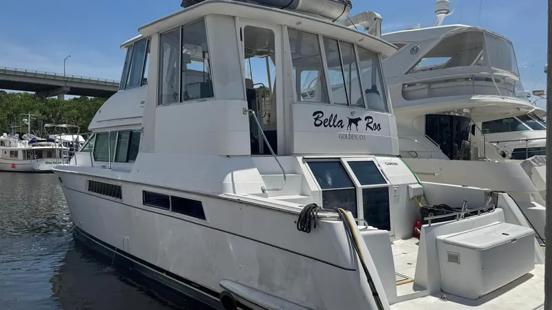 Bella Roo Yacht Photos Pics 1997 Carver 500 Cockpit Port