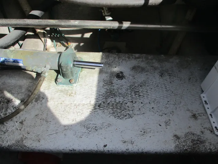 Persian Lady Yacht Photos Pics Engine compartment of 1997 Ocean Yachts 40 Super Sport, showing mechanical components.