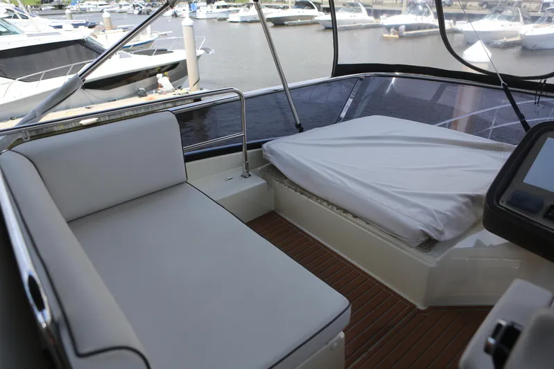 Integrity Yacht Photos Pics Helm companion seat