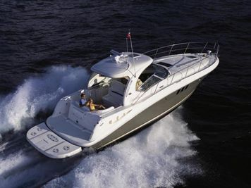 Sea Ray 40 Sundancer