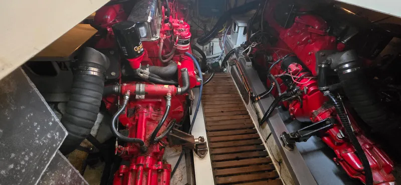 Interlude Yacht Photos Pics 