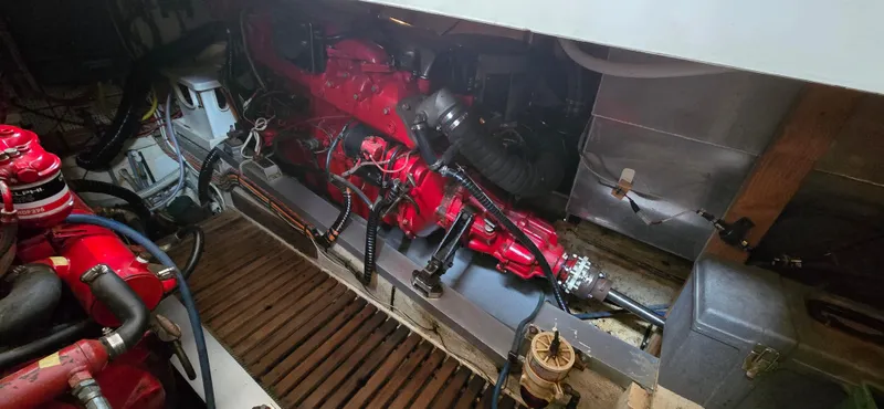 Interlude Yacht Photos Pics 