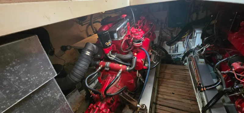 Interlude Yacht Photos Pics 