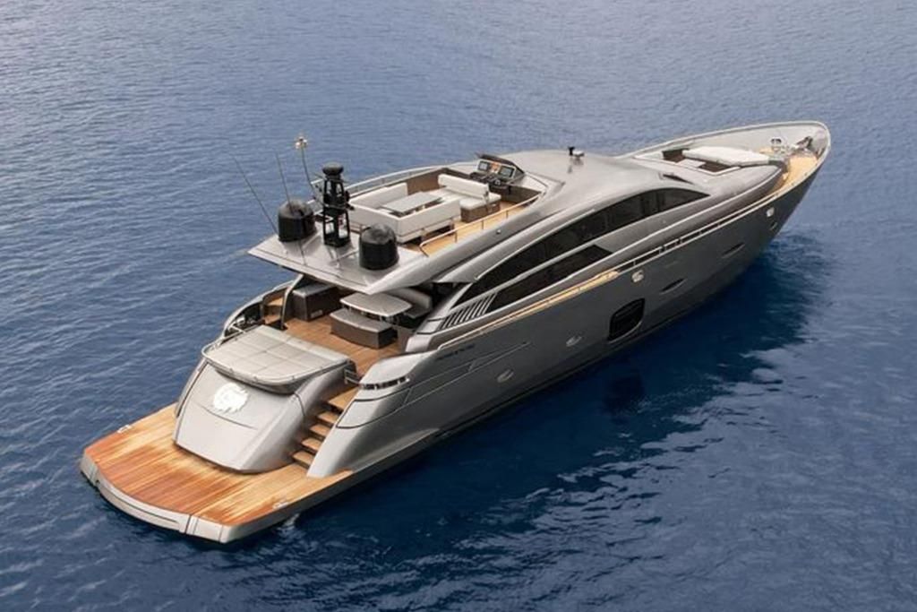 2012 Pershing 91 