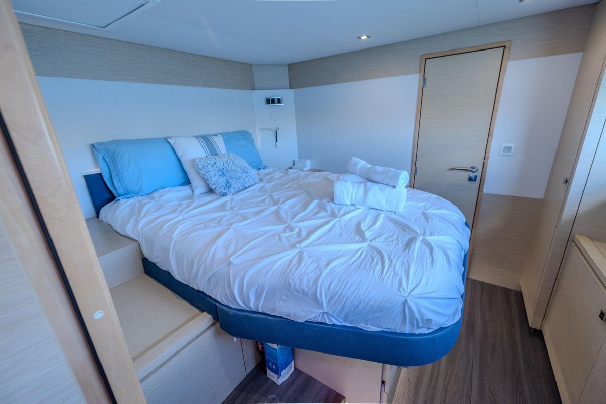 2017 Fountaine Pajot 58 
