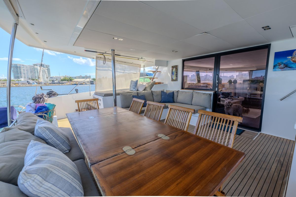 2017 Fountaine Pajot 58 