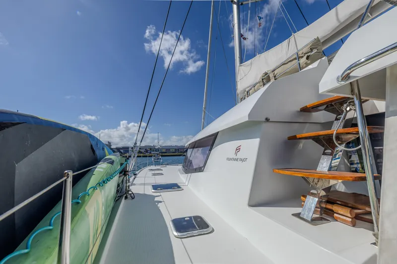  Yacht Photos Pics 2017 Fountaine Pajot Ipanema 58 catamaran deck with clear blue sky.